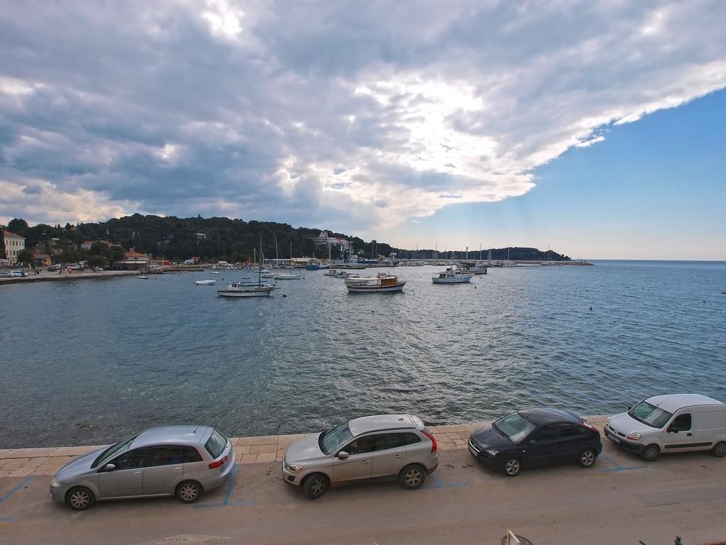 Apartments By The Sea 1050 Rovinj Dış mekan fotoğraf
