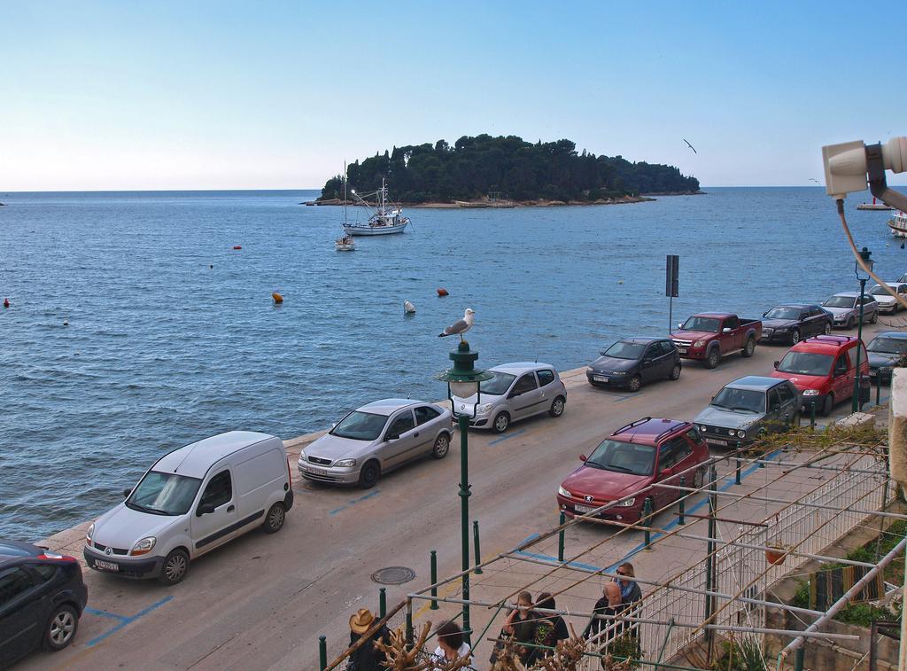 Apartments By The Sea 1050 Rovinj Dış mekan fotoğraf